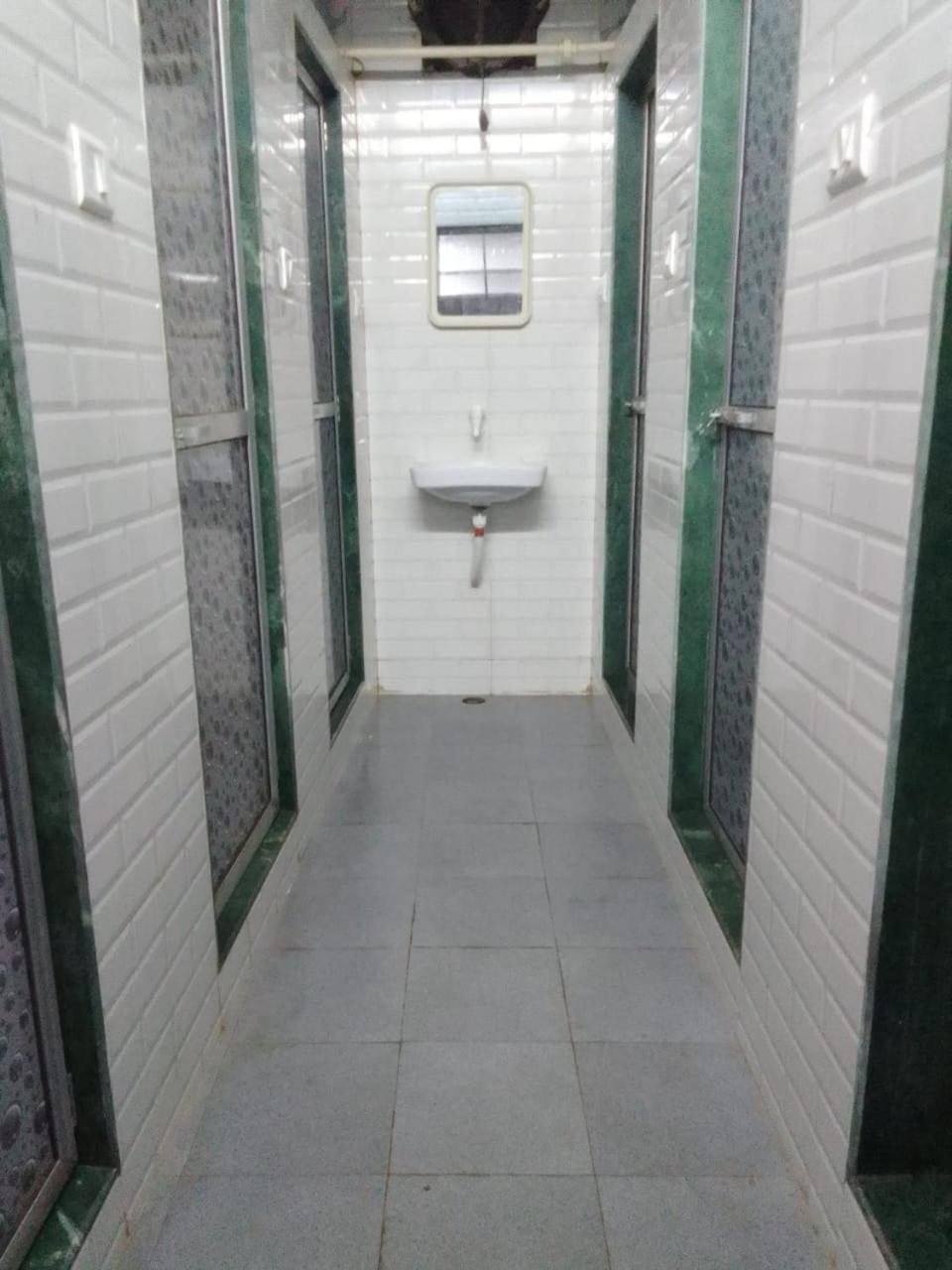 Amaan Hotel Bombaim Exterior foto
